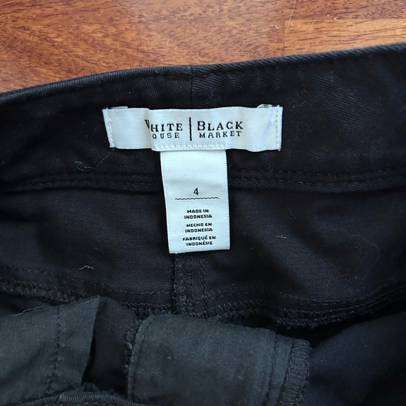 WHBM Bermuda Shorts Size 4 - Picture 3 of 4